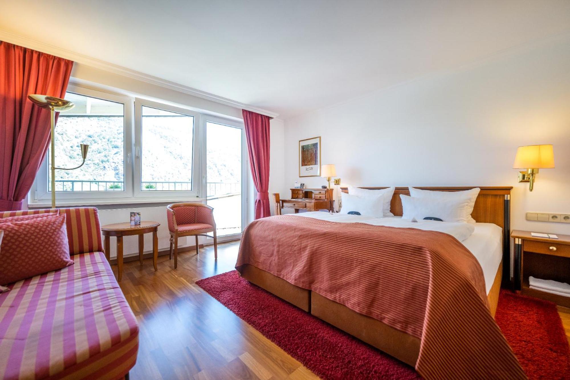 Moselromantik Hotel Kessler Meyer Cochem Esterno foto